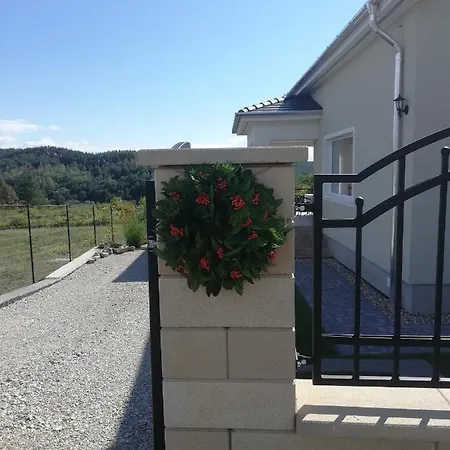 Apartment Zoeld Terasz Vendeghaz Egerszalok