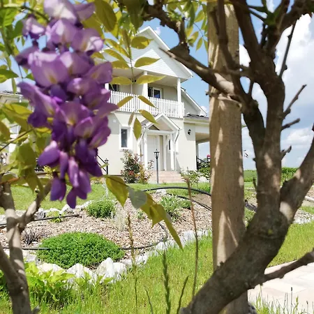 Zoeld Terasz Vendeghaz شقة إيغيرسولوك